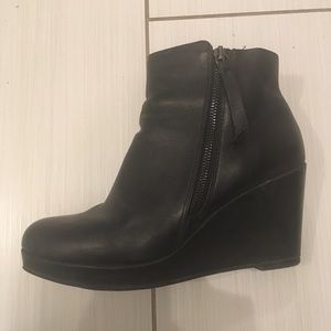 Aldo booties zipper leather wedges size 10 41